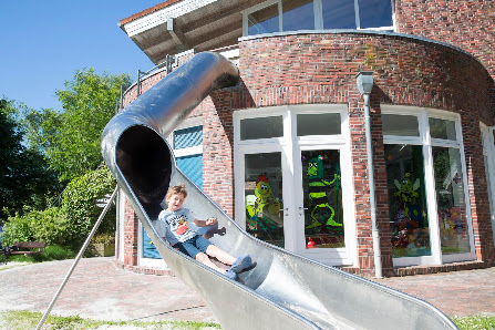 Kinderspielhaus Seepferdchen – Bild