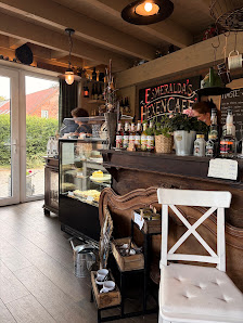 Esmeralda‘s Hexencafe – Bild