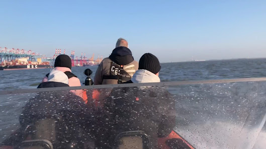 Speedboot-Safari & Segeltörns Wasserwelt Bremerhaven – Bild