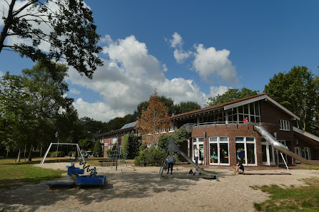 Spielplatz am Kinderspielhaus "Seepferdchen" – Bild