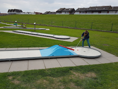 Schillig Minigolf Familie Scherf – Bild