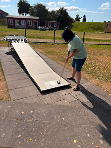 Schillig Minigolf Familie Scherf – Bild