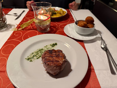 Rauchfang Steakhouse mit Feuer – Bild