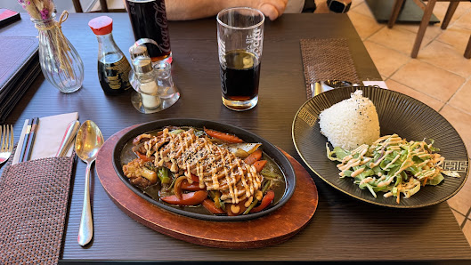 Yummy Vietnamesisches Restaurant & Sushi Bar – Bild