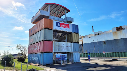 Container-Aussichtsturm – Bild