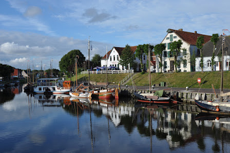 Captains Loft Ferienhaus Carolinensiel - das maritime Ferienhaus direkt am Museumshafen – Bild