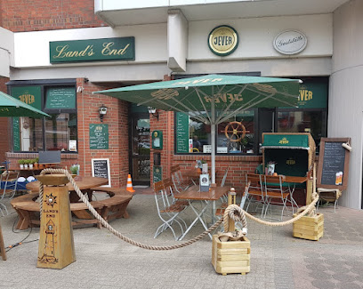 Seemann Oles Lands End. Die Wunder - Bar in Schillig.